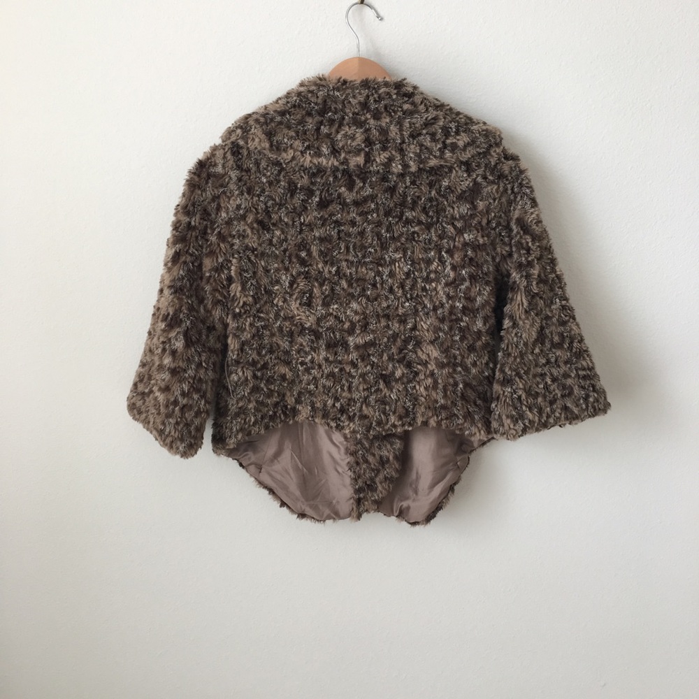 Coat - Picture 5 of 6